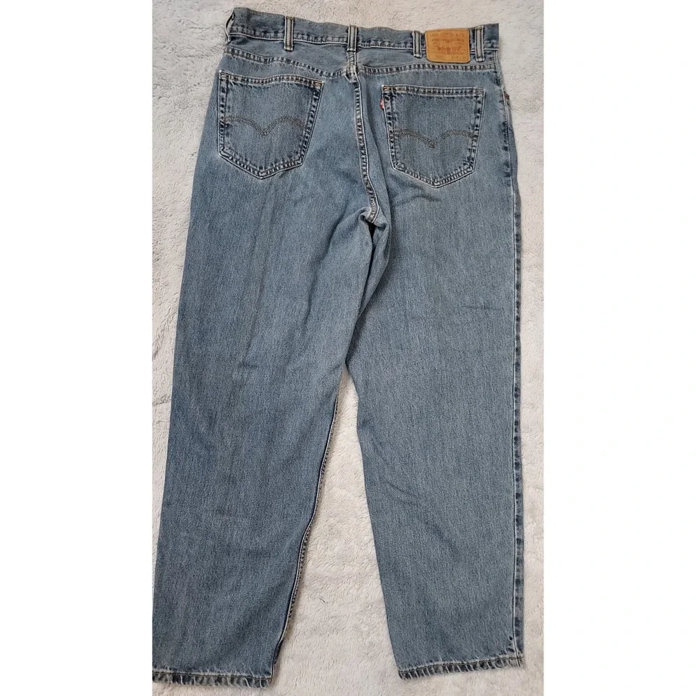 Levis item fair